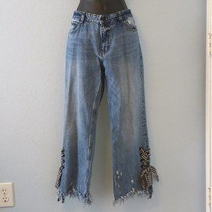 Women's Cropped Distressed Jeans (Size 10)